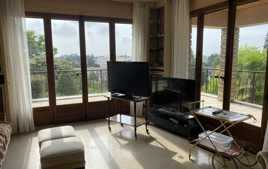 Annonces TLYON : Maison / Villa | CHAMPAGNE-AU-MONT-D'OR (69410) | 285 m2 | 900 000 € 