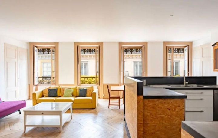  Annonces TLYON Apartment | LYON (69001) | 123 m2 | 3 500 € 